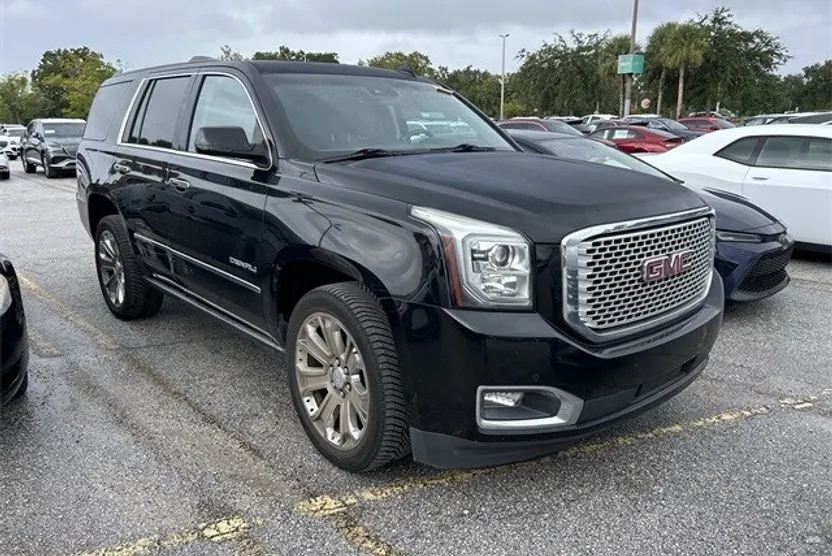 2016 Gmc Yukon Denali photo 1