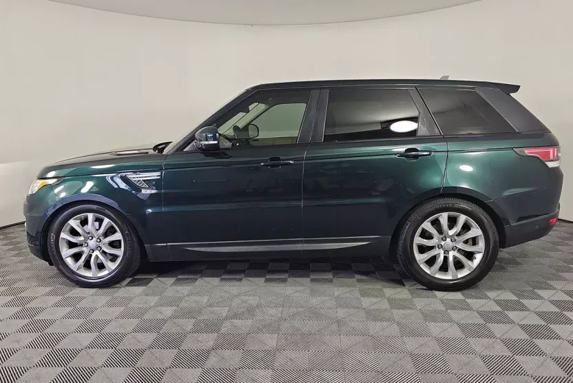 2016 Land Rover Range Rover Sport HSE photo 1