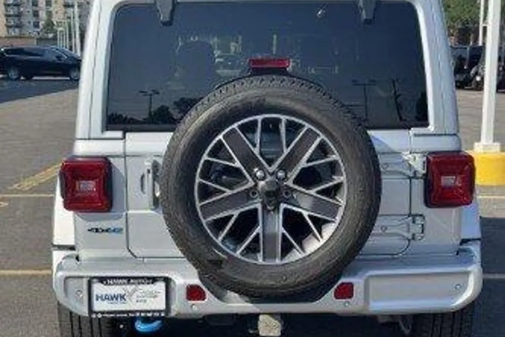 2022 Jeep Wrangler Unlimited Sahara High Altitude 4xe photo 1