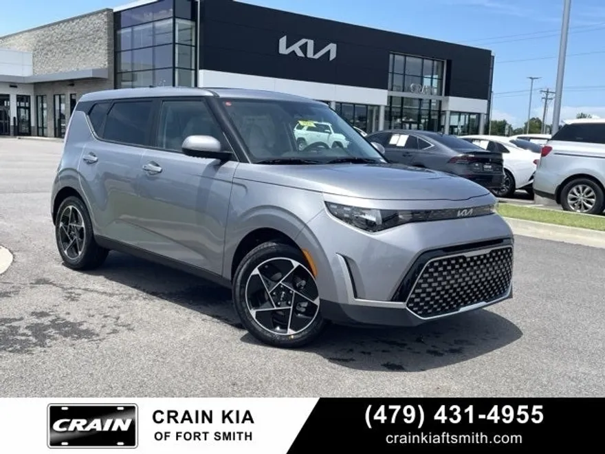 2025 Kia Soul EX photo 1