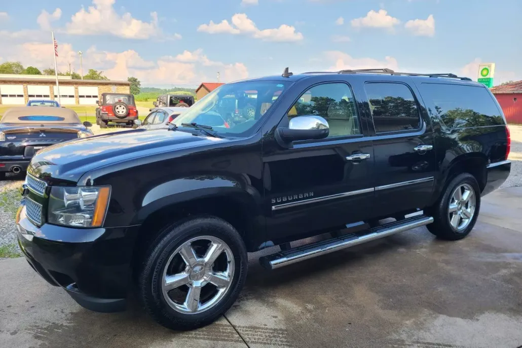 2013 Chevrolet Suburban LTZ 1500 photo 1