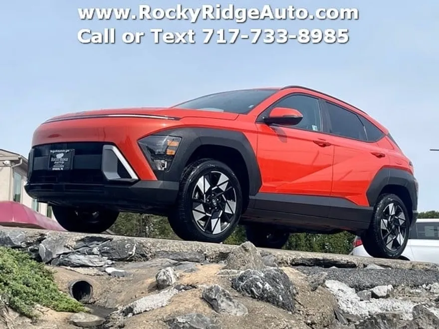 2024 Hyundai Kona SEL photo 1