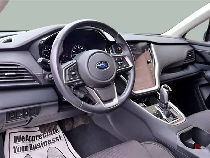 2022 Subaru Outback Premium photo 1