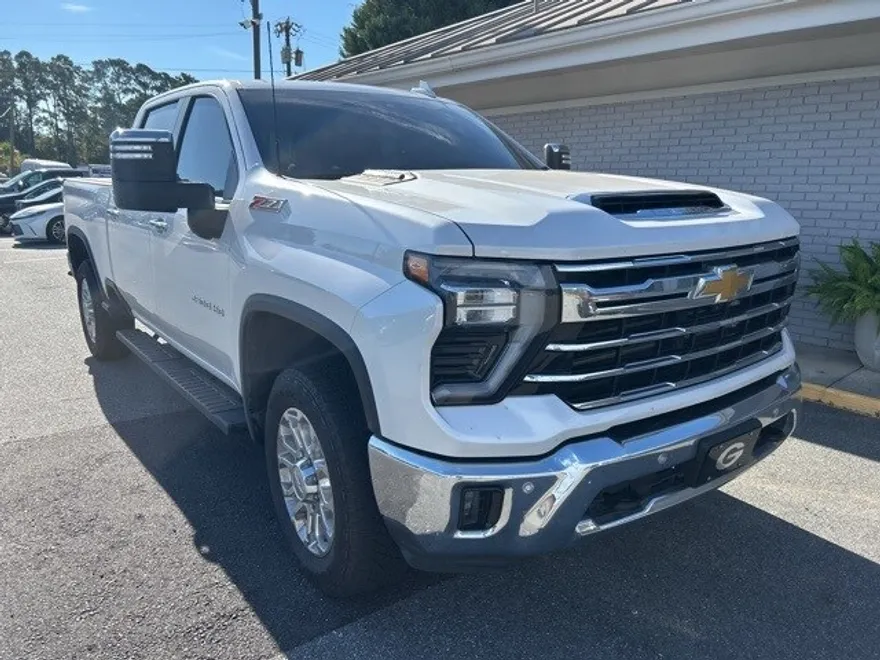 2024 Chevrolet Silverado 2500HD LTZ photo 1