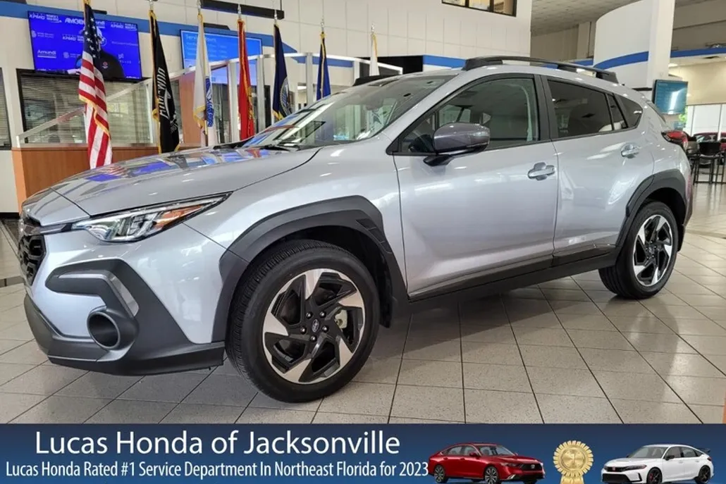2024 Subaru Crosstrek Limited photo 1