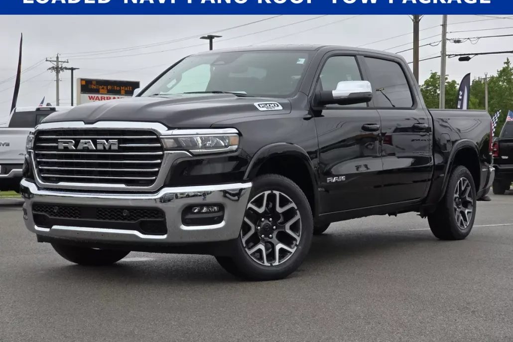2025 Ram 1500 Laramie photo 1