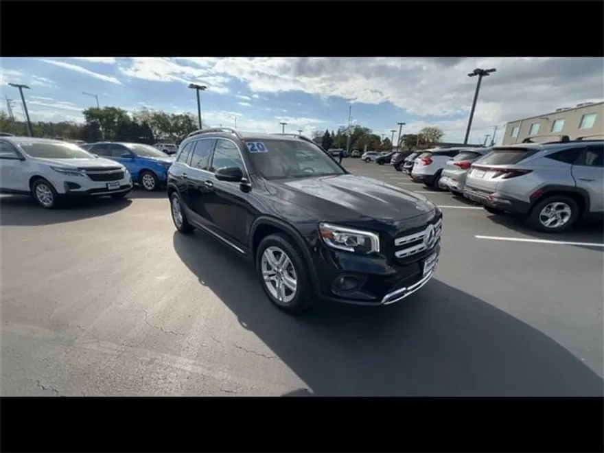 2020 Mercedes Benz GLB 250 4MATIC photo 1