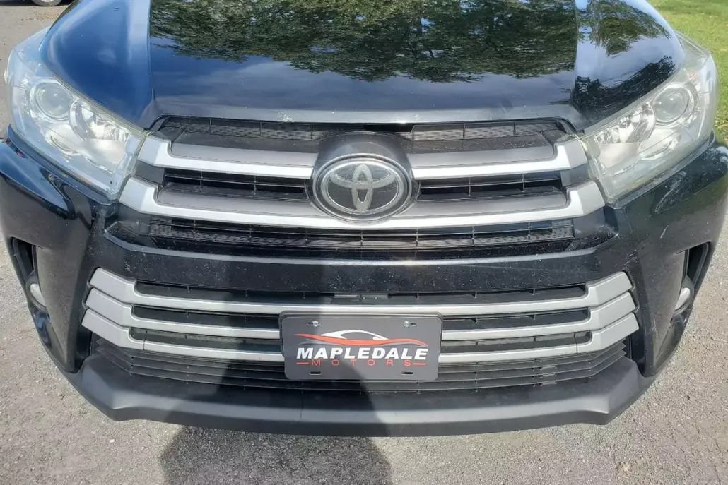 2017 Toyota Highlander XLE photo 1