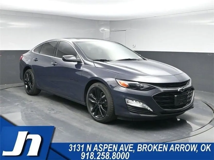 2025 Chevrolet Malibu 1LT photo 1