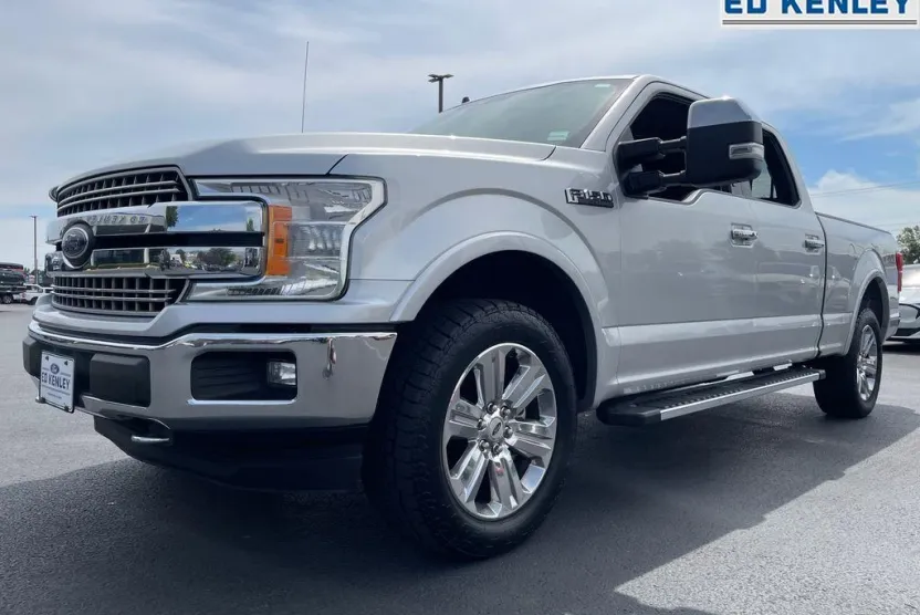 2019 Ford F-150 Lariat photo 1