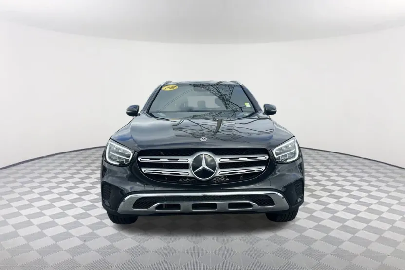2022 Mercedes Benz GLC 300 photo 1
