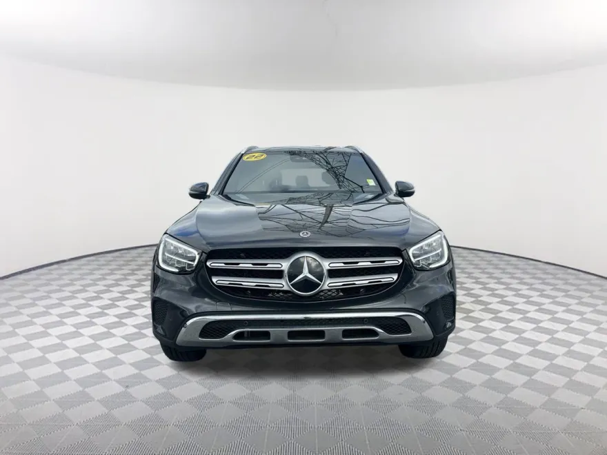 2022 Mercedes Benz GLC 300 photo 1