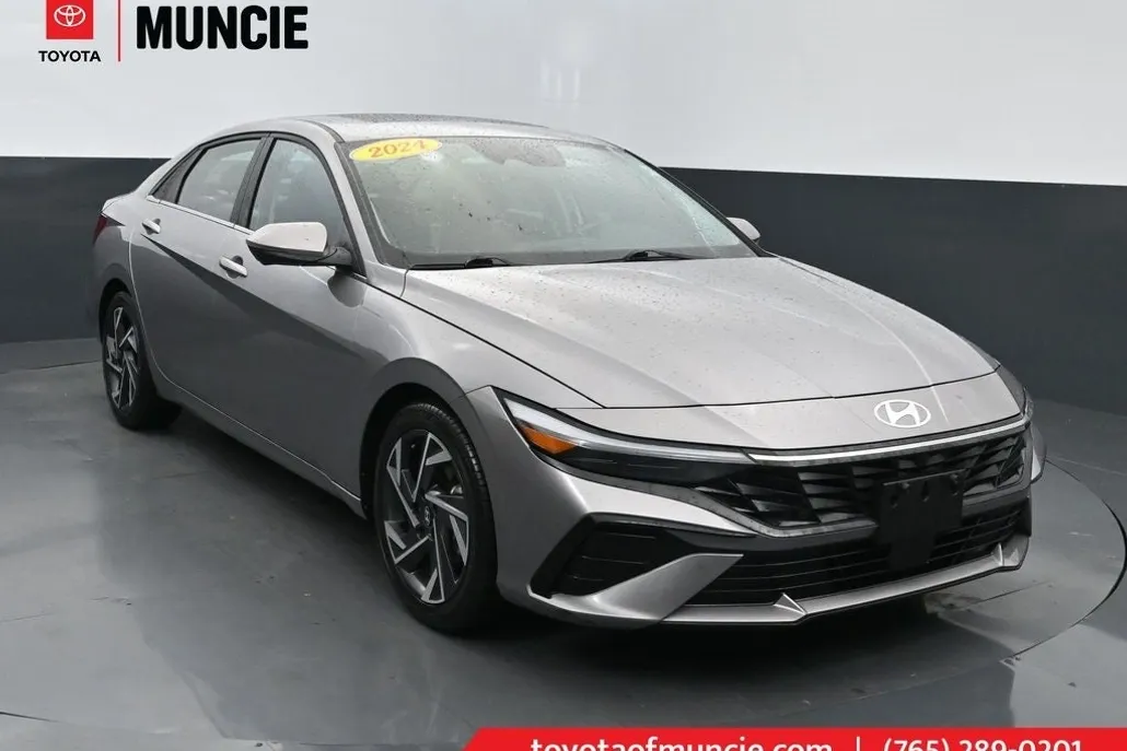 2024 Hyundai Elantra Limited photo 1