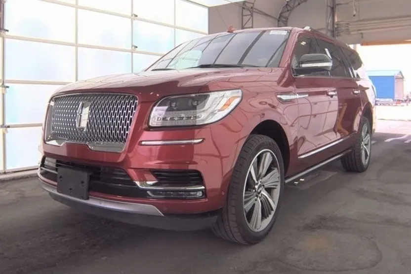 2019 Lincoln Navigator L Reserve photo 1