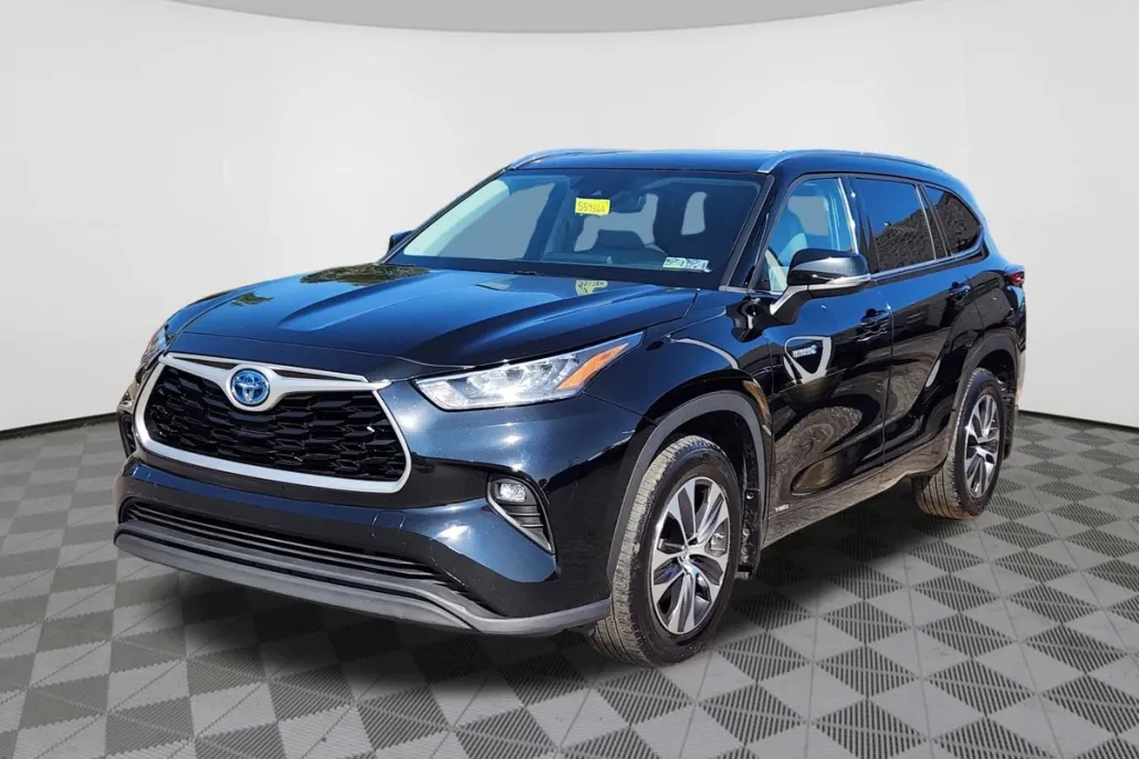 2020 Toyota Highlander Hybrid XLE photo 1