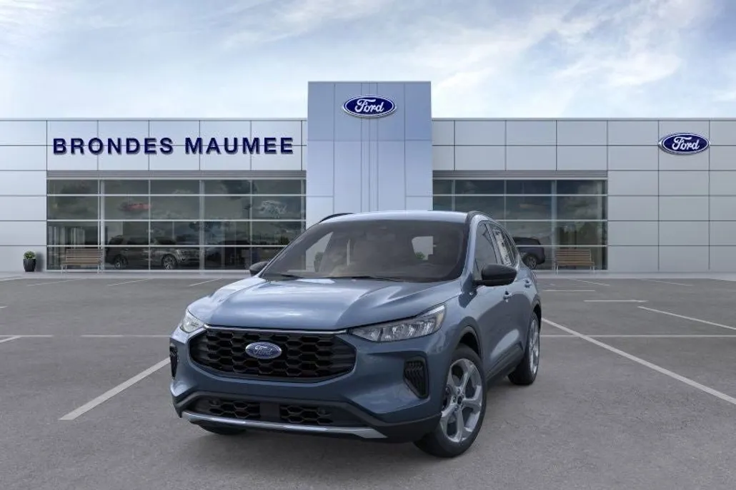 2025 Ford Escape ST-Line photo 1