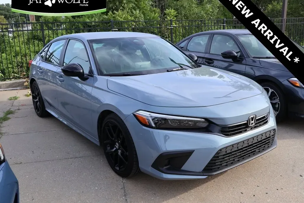 2024 Honda Civic Sport photo 1