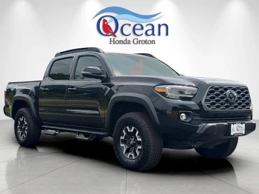 2022 Toyota Tacoma TRD Off-Road photo 1