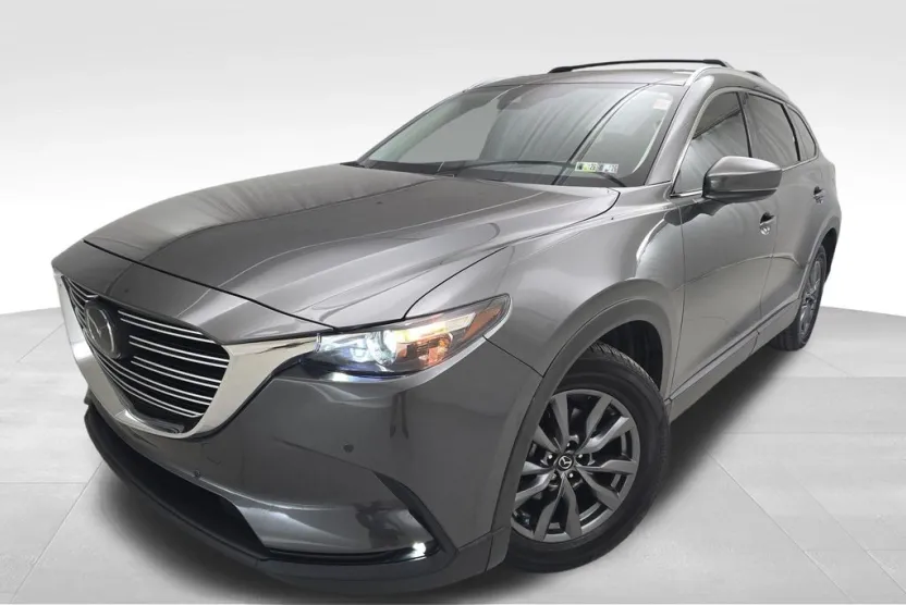 2022 Mazda CX-9 Touring photo 1