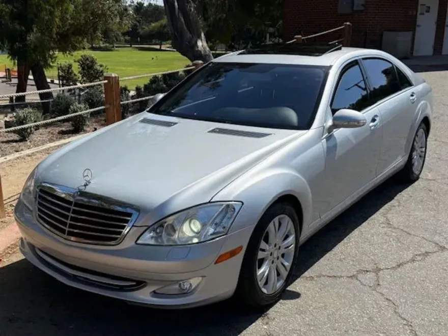 2009 Mercedes Benz S 550 photo 1