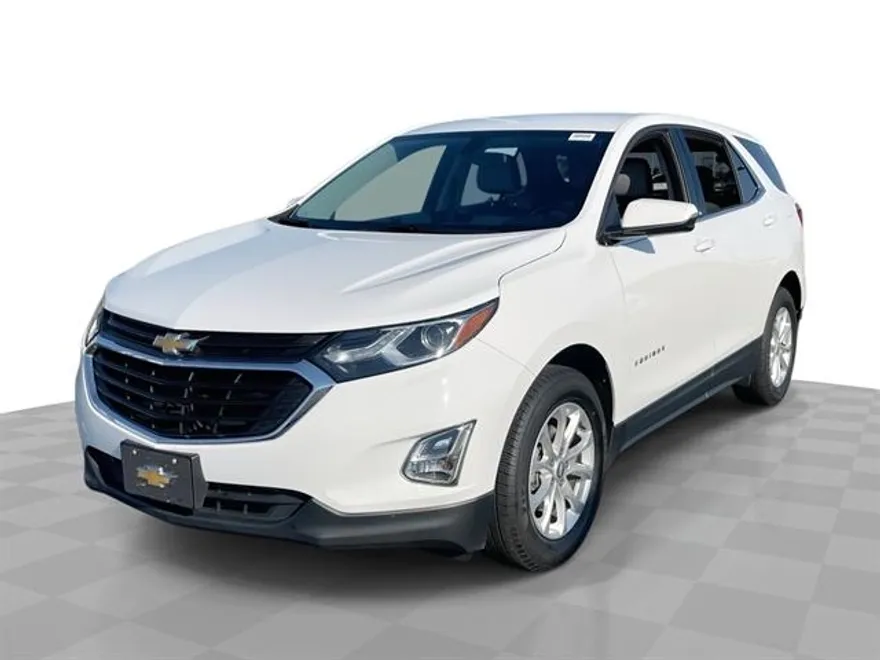 2018 Chevrolet Equinox LT photo 1