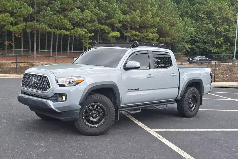 2019 Toyota Tacoma TRD V6 photo 1