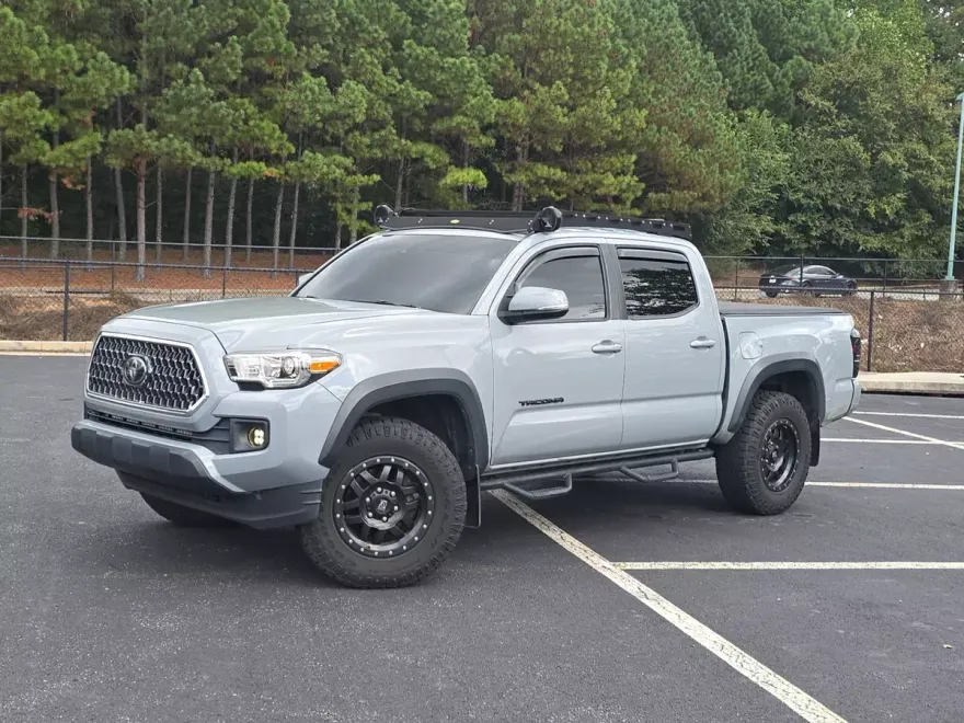 2019 Toyota Tacoma TRD V6 photo 1