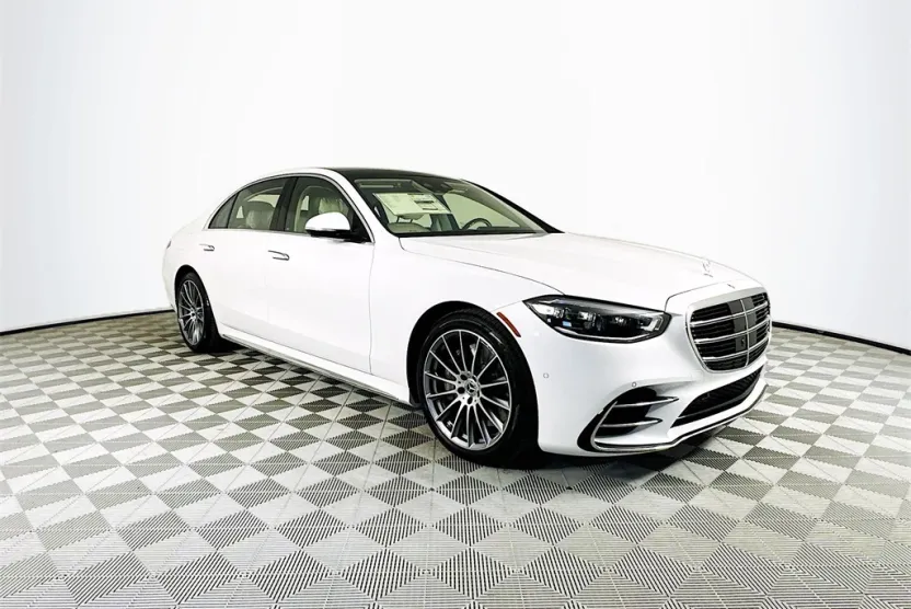 2026 Mercedes Benz S 580 4MATIC photo 1