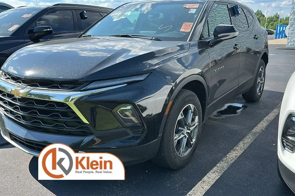 2023 Chevrolet Blazer 2LT photo 1