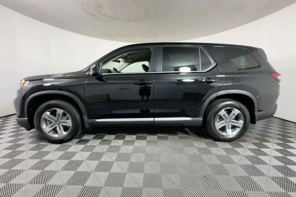 2025 Honda Pilot EX-L photo 1