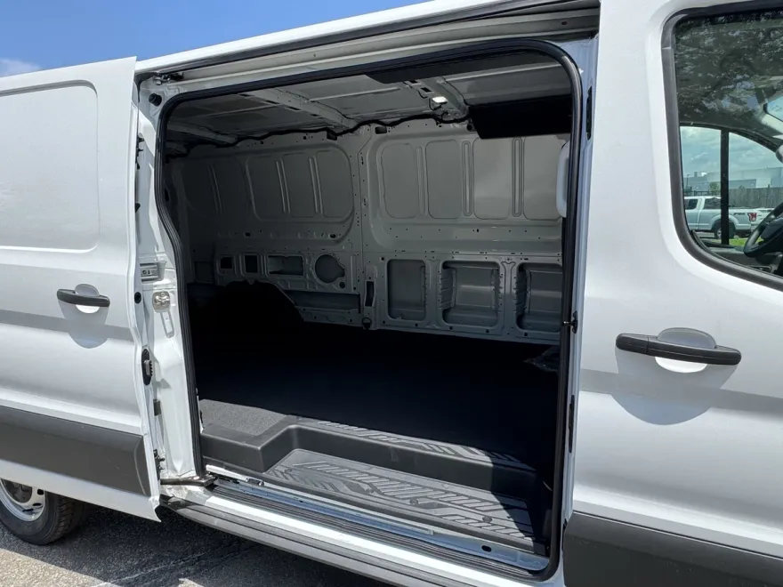 2025 Ford Transit Cargo Van photo 1