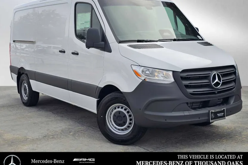 2025 Mercedes Benz Sprinter 2500 Standard Roof photo 1