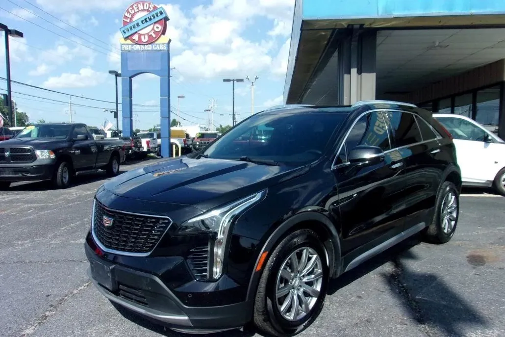 2021 Cadillac XT4 Premium Luxury photo 1