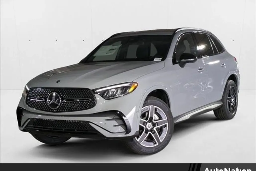 2025 Mercedes Benz GLC 300 AMG photo 1