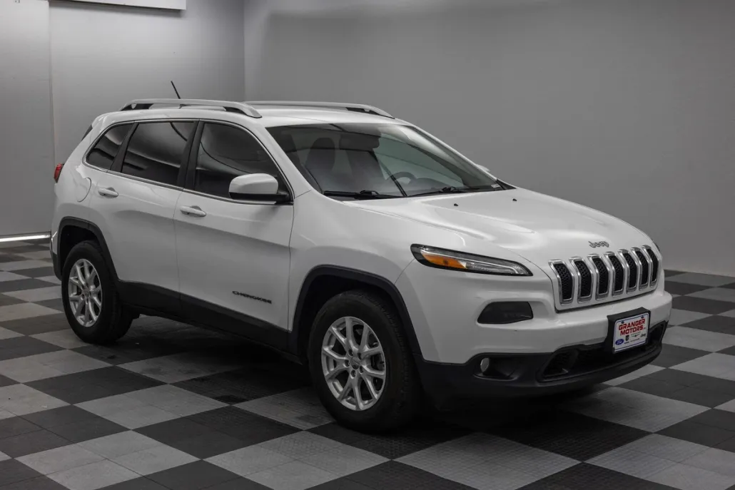 2015 Jeep Cherokee Latitude photo 1