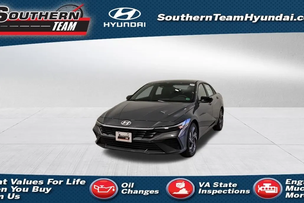 2025 Hyundai Elantra SEL Sport photo 1