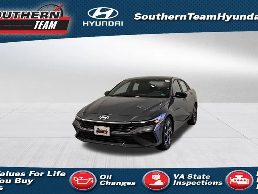 2025 Hyundai Elantra SEL Sport photo 1