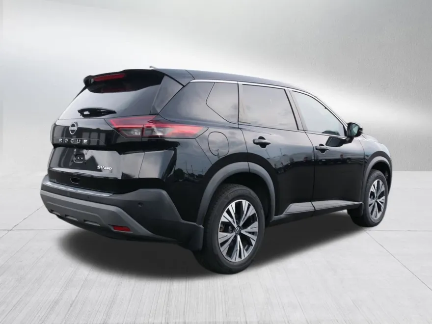 2022 Nissan Rogue SV photo 1