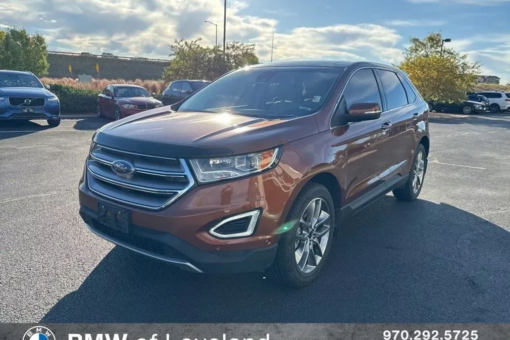 2017 Ford Edge Titanium photo 1