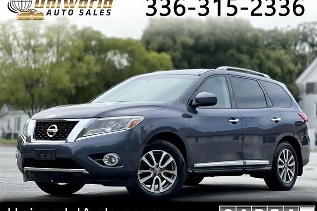 2014 Nissan Pathfinder SL photo 1