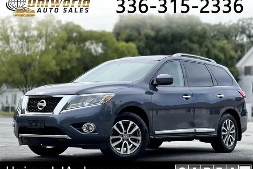 2014 Nissan Pathfinder SL photo 1