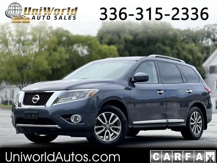 2014 Nissan Pathfinder SL photo 1