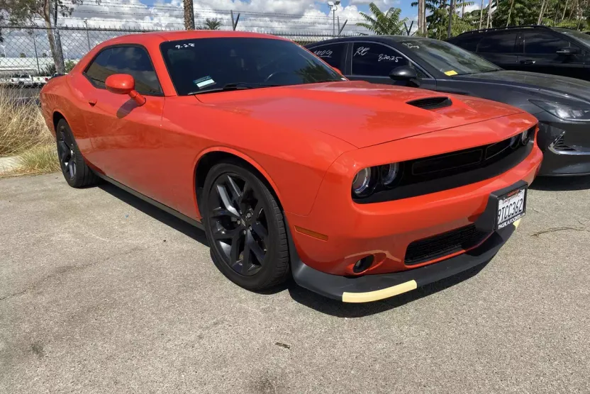 2022 Dodge Challenger GT photo 1