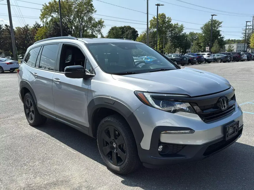 2022 Honda Pilot TrailSport photo 1