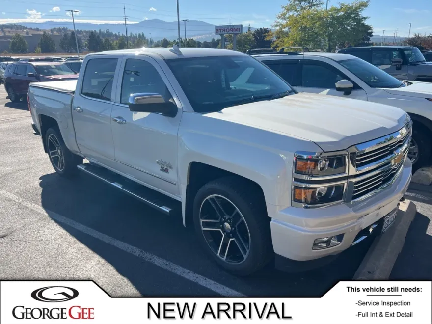 2015 Chevrolet Silverado 1500 High Country photo 1