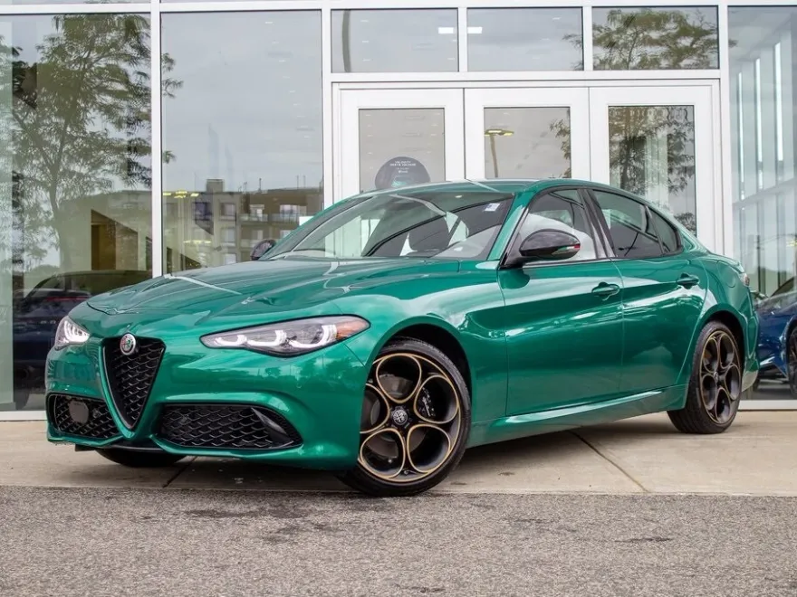 2025 Alfa Romeo Giulia SPRINT photo 1