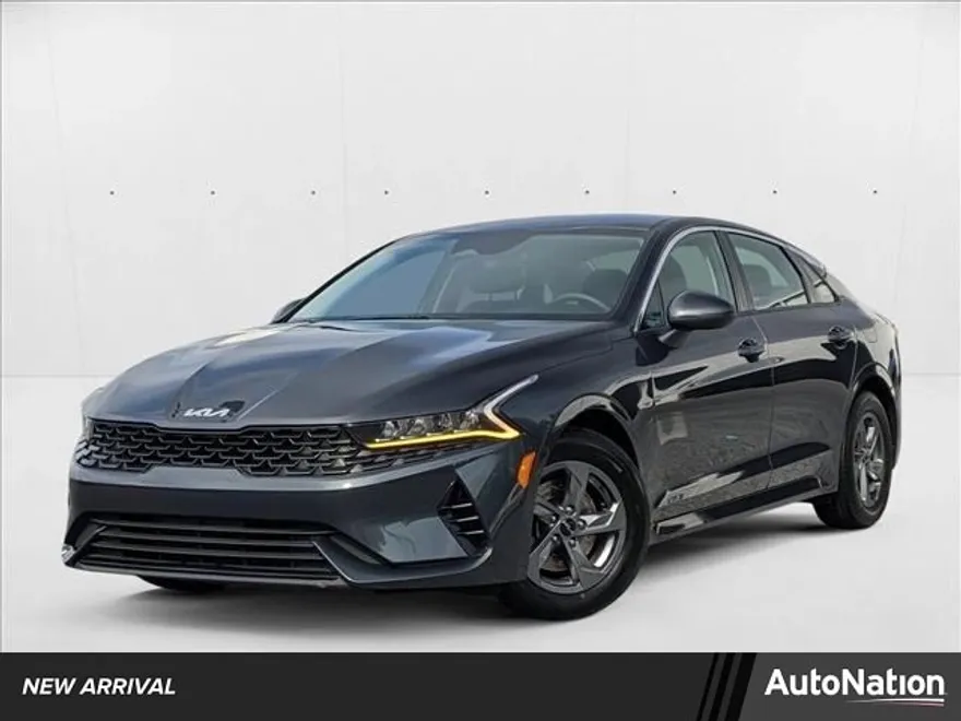 2023 Kia K5 LXS photo 1