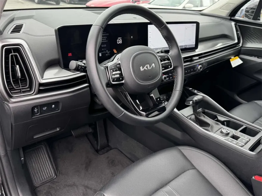 2025 Kia Sorento EX photo 1
