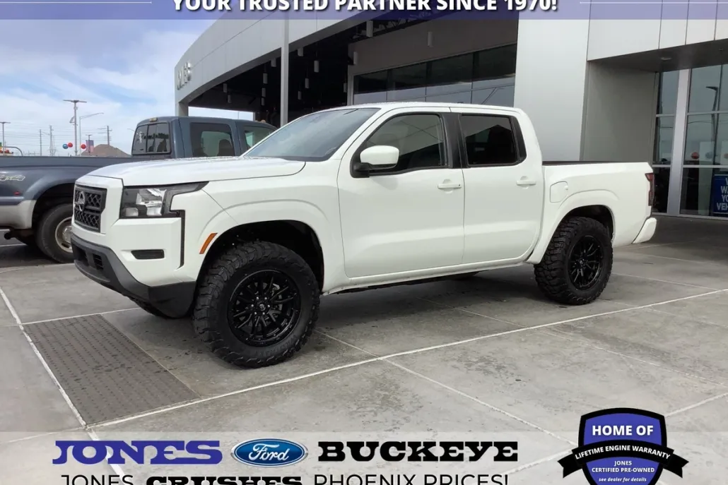 2023 Nissan Frontier Crew Cab SV photo 1