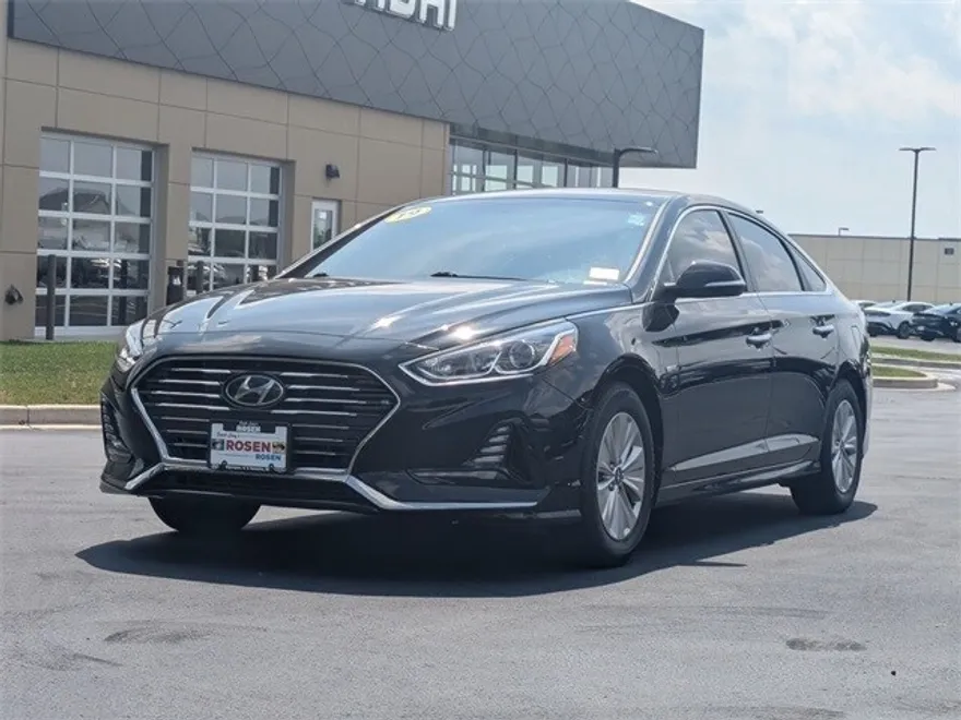 2019 Hyundai Sonata Hybrid SE photo 1